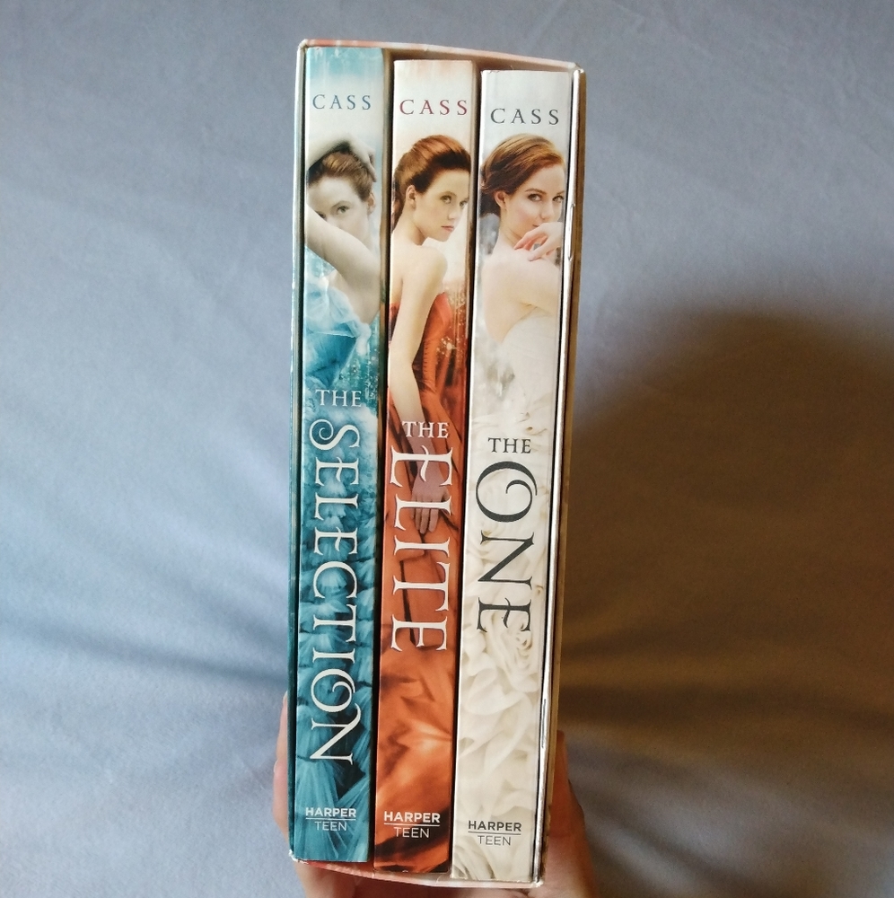 The Selection Series Box Set: The Selection, The Elite, The One Paperback